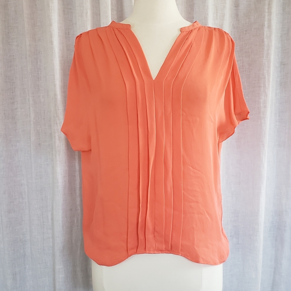 Anthro Silk Pleated blouse in Salmon by la Fee Verte - Picture 2 of 5
